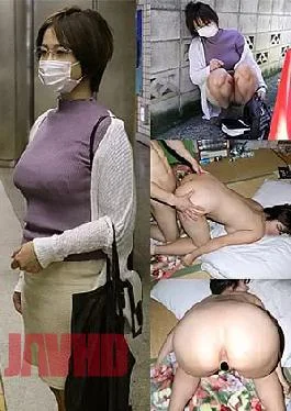 726ANKK-013 Glasses Housewife