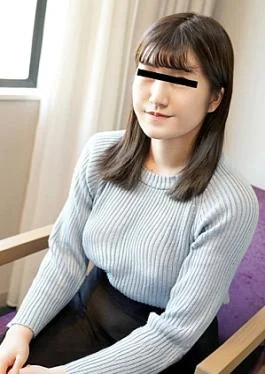 10-120724-01 Amateur AV Interview: A service girl who gives a Entire body lip in her