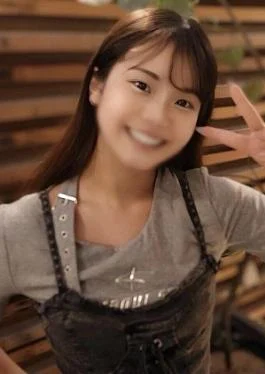 FC2PPV-4496835 First shot Face showing A quick look… Inside… … She’s so cute.. She’s a