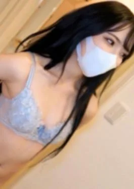 FC2PPV-4506806 A female announcer with a super beautiful butt seems to be serious, but she