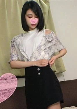 FC2PPV-4534171 Oil-sensitive nipples Career woman young wife 27 years old goes to a hotel for