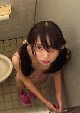 FC2PPV-4547895 Shocking true story An angel wanders into the mens restroom It was just right