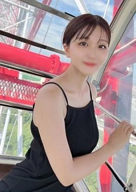 FC2PPV-4565895 A certain beauty college graduate with very little experience with men takes her clothes