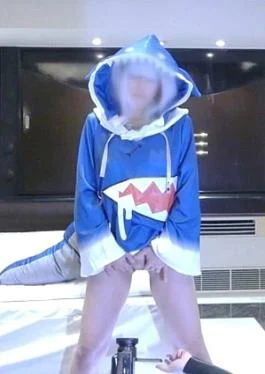 FC2PPV-4570610 Slim thighs and big billy-chan and ENs Gaurugura-chan and shark-chan and masturbation edition with