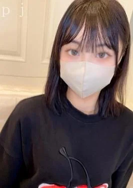 FC2PPV-4591932 Pre-release Idol face with wide eyes She is in trouble and is forced to