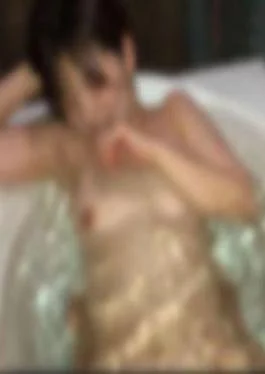 FC2PPV-4597479 Beautiful Older Lady’s Doggy Dog Are You Going To Cum Already? The Slender Older