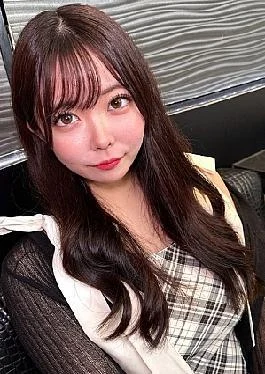 FC2PPV-4724358 G-cup Black-haired Beauty Risaho-chan Excellent Sensitivity Total Of 5 Positions Famous Earthworm Pussy, Cummed