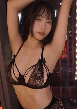 FC2PPV-4733499 First ShootSSS Class Miraculously Fair-skinned Beautiful Naked Body. Exposed By The Window, Standing Back
