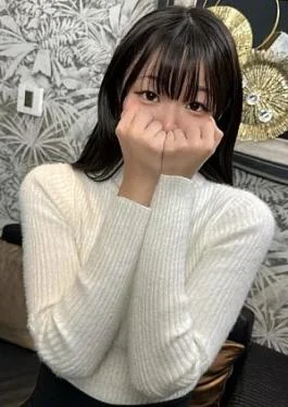 FC2PPV-4897986 years old Yui-chan.I can’t tell you the details.Please read the text.Pink pussy that pulls