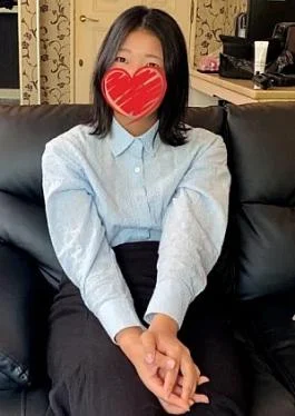 FC2PPV-4945774 18 years old who just graduated this year A plain and serious civil servant