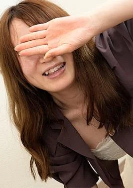 HZ-3606 Making A Married Woman Cum With PtoM Play! – Mami Miyagi PtoM makes a