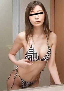 PA-052326-100 It’s Hawaii! A Bikini wife in high spirits! : Ways to End a Sexless
