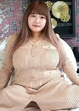 Pupufu-4668527 294_Seduction of Healing Big Tights Ku-Cup Melon-chan First Filming Debut Vienna Smiles and Fields