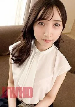 SIRO-4293 First shot Beautiful white body Glossy face that shows off to the camera Madonna,
