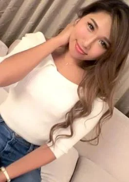 SIRO-4297 Jun, 23 years old, tanning salon worker Jun 23 years old, tanning salon worker