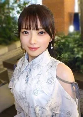 SIRO-5713 A model-class beauty has applied with all her sex appeal, and you can see